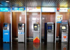 Phải gắn gương cho trụ ATM