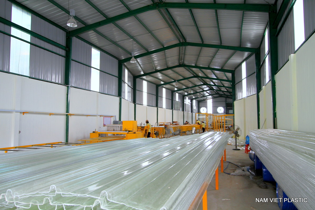 Tôn nhựa lấy sáng sợi thủy tinh