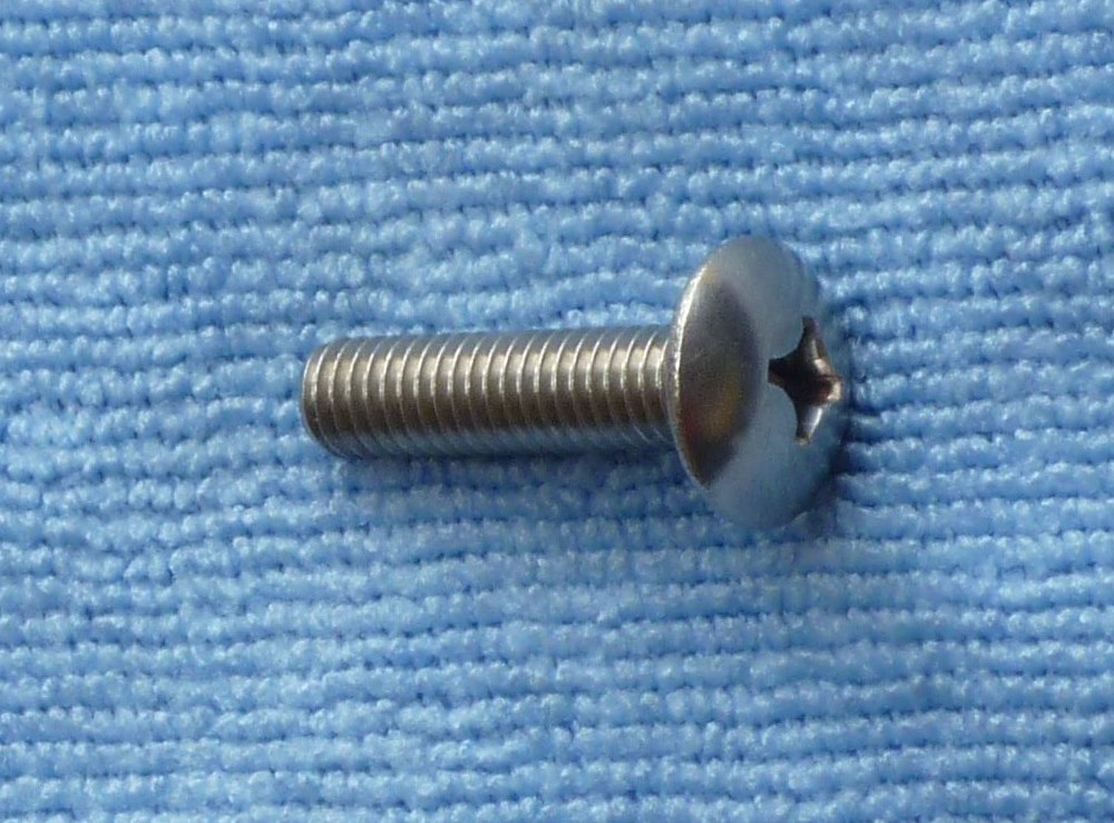 ỐC ĐẦU DÙ ./. PAN HEAD SCREW