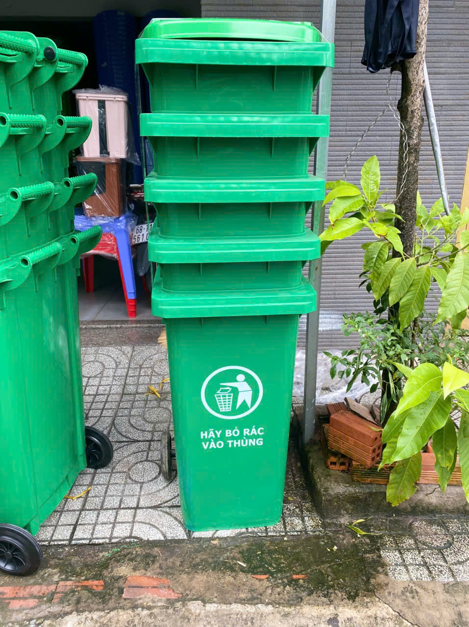 Giảm giá thùng rác nhựa 120 lit