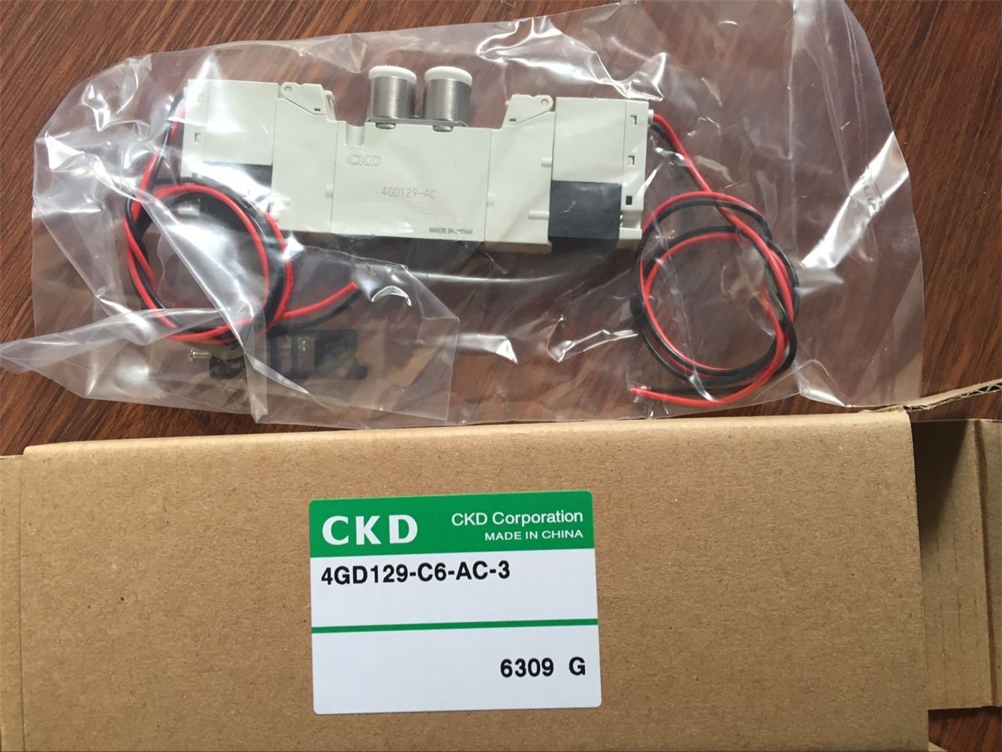 Van điện từ CKD 4GD129-C6-AC-3