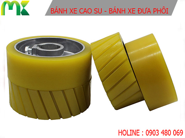 Bánh xe đưa phôi bánh xe tiếp liệu