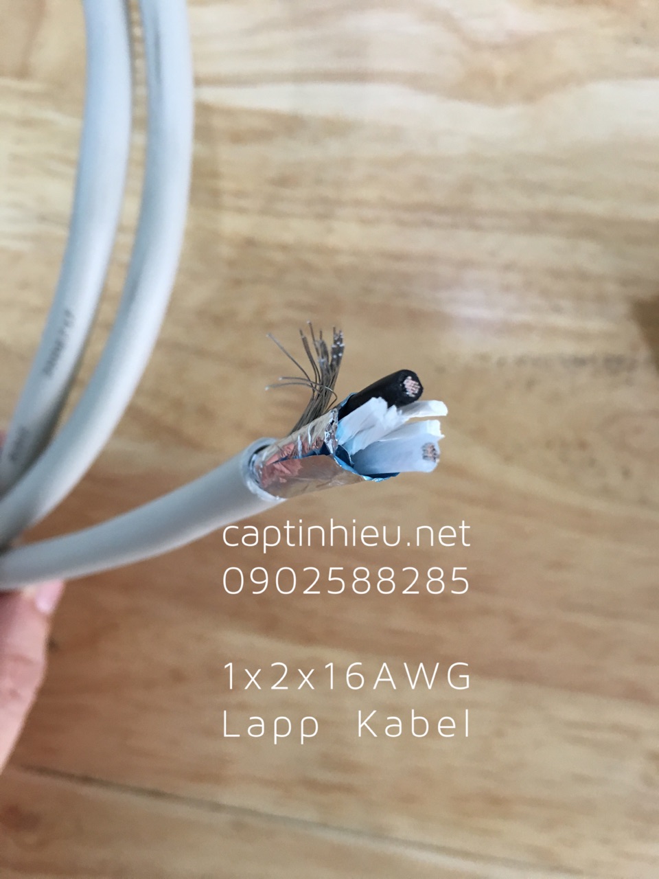 Cáp tín hiệu điều khiển Lapp kabel của Đức