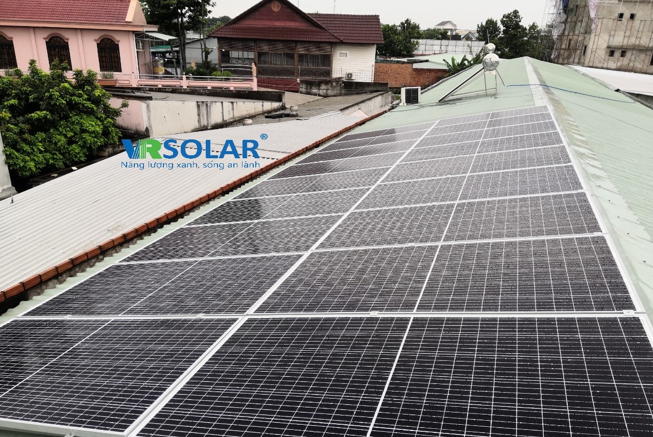 SĂN NGAY HỆ THỐNG ĐIỆN MẶT TRỜI 3 KWP