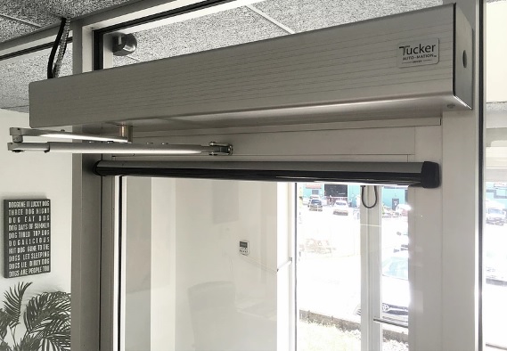 Cửa mở cánh tự động dành cho người khuyết tật (Automatic swing doors)