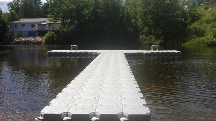 Modular Plastic Floating Dock