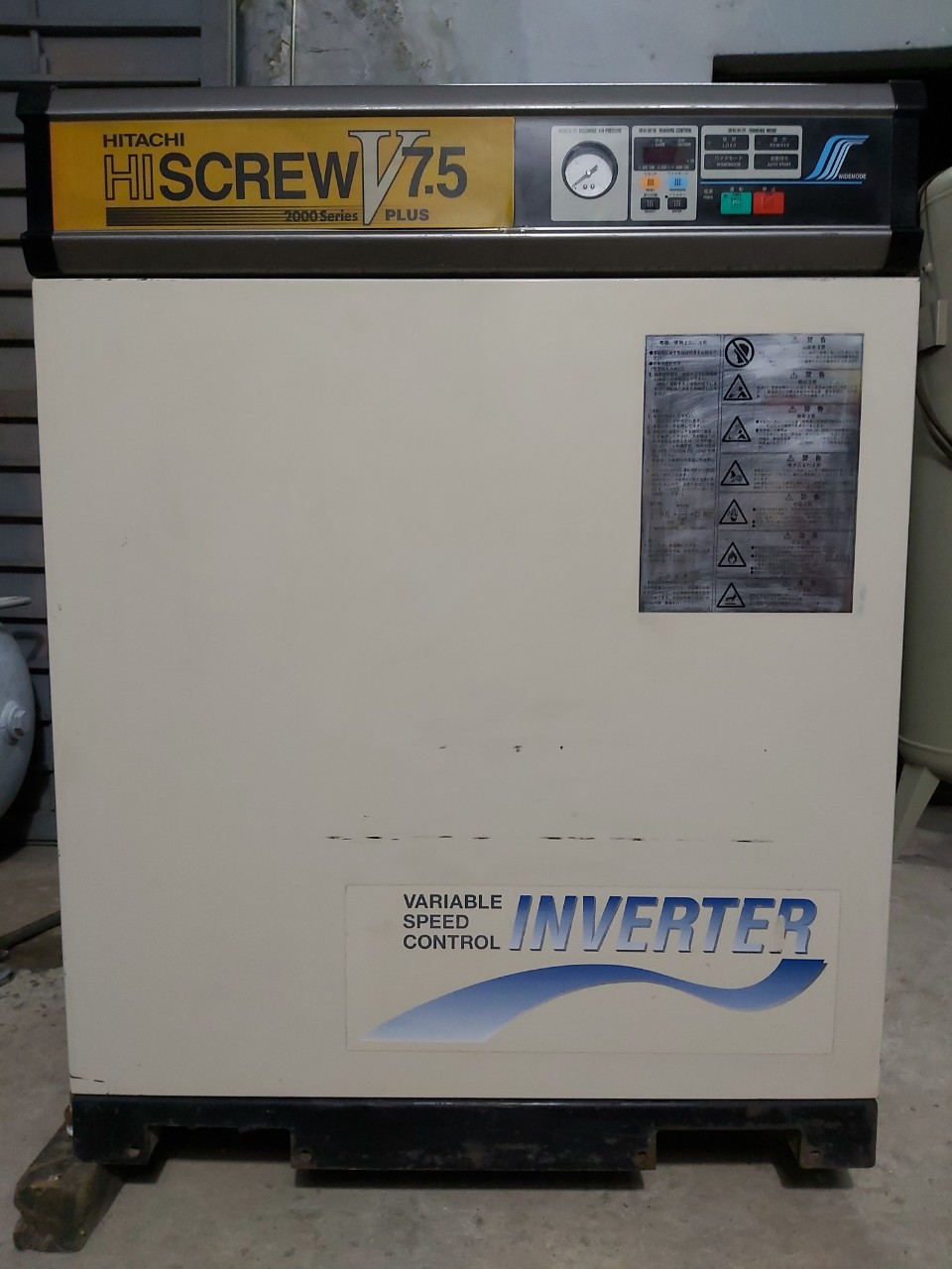 Máy nén khí Hitachi 10hp inverter