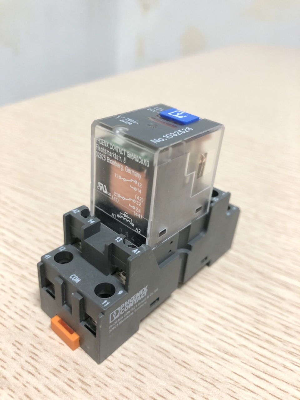 Bộ relay 24VDC 8 chân - 2PDT 24VDC ECOR SET - 1083276 Phoenix Contact