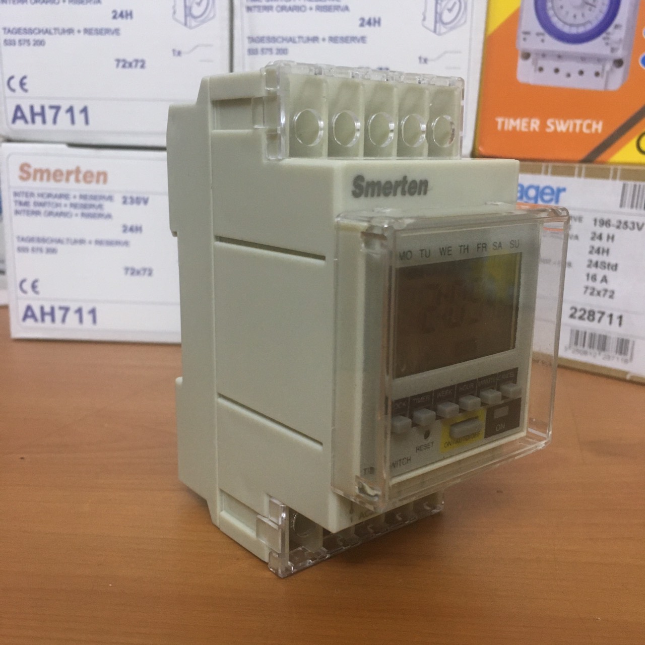 CÔNG TẮC THỜI GIAN - TIMER 24H AHC8A