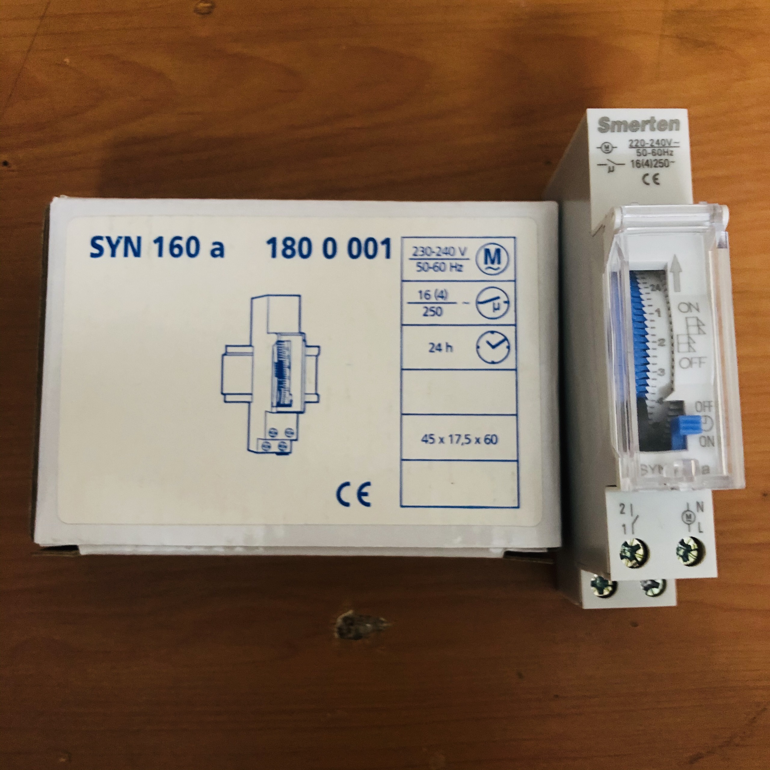 CÔNG TẮC THỜI GIAN - TIMER 24H SYN160A