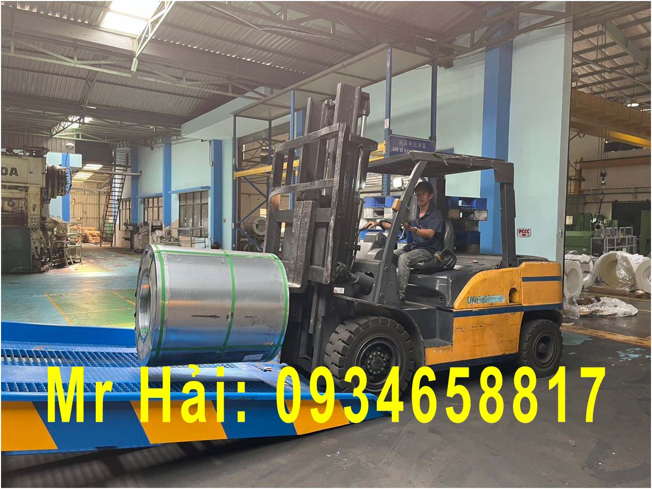 CÔNG DỤNG CỦA CẦU XE NÂNG LÊN CONTAINER Ở TÂY NINH