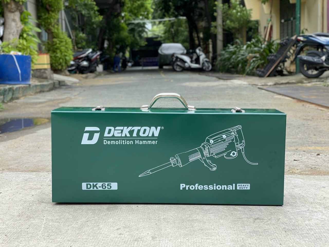 Máy khoan đục bê tông Deston DK- 65