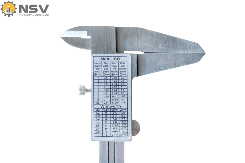 Thước cặp 0-200mm (0-8