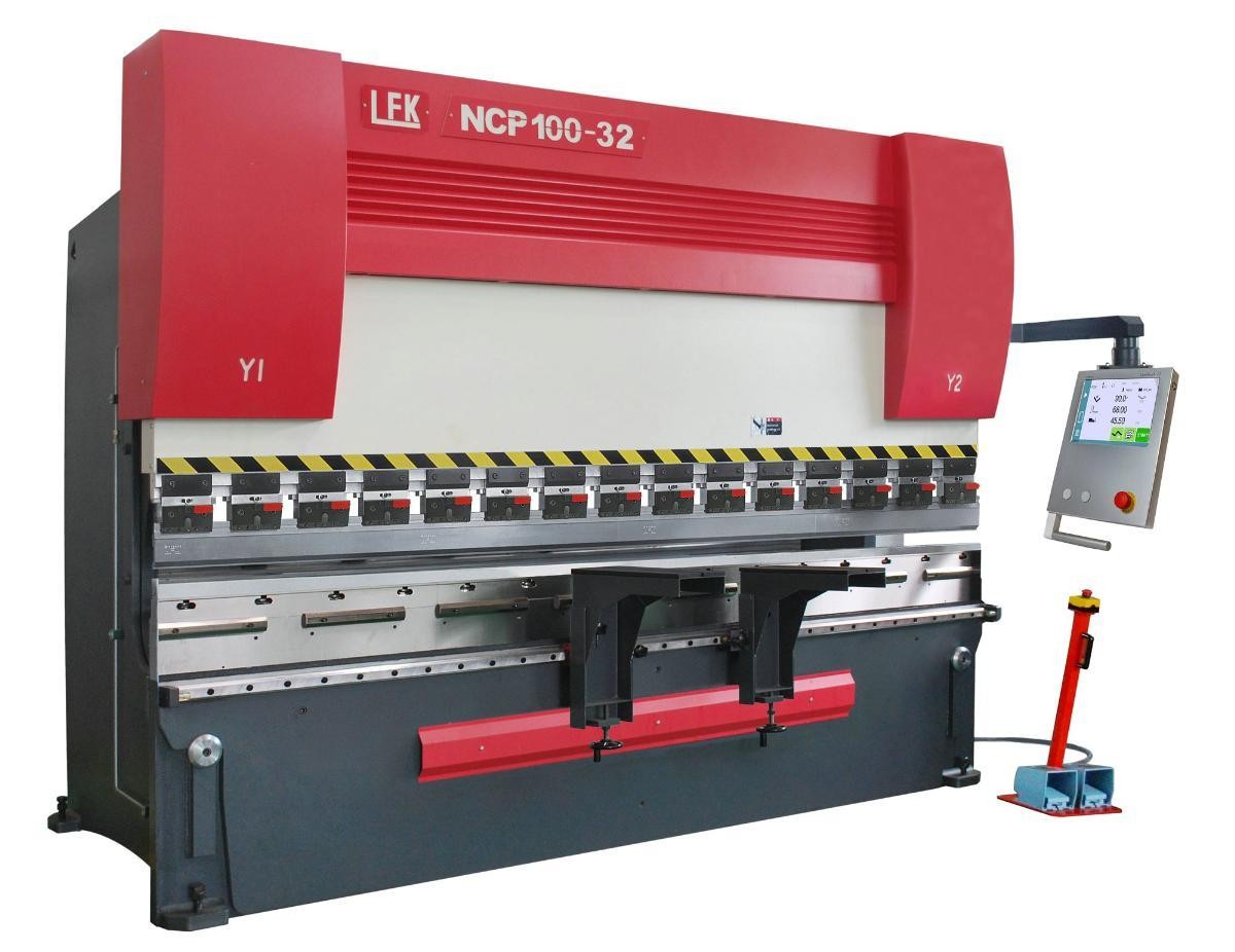 MÁY CHẤN TÔN THỦY LỰC CNC - LFK