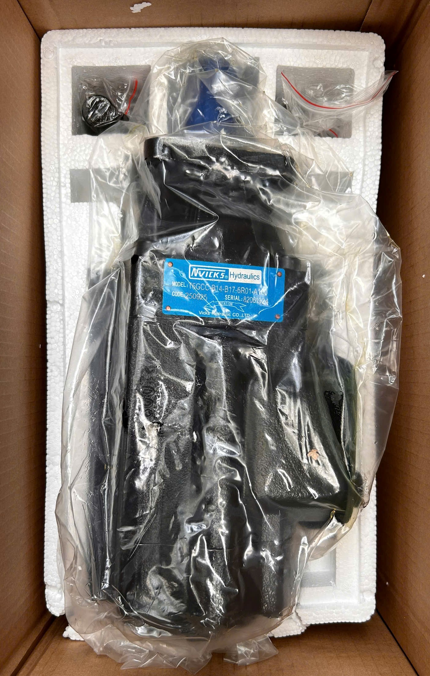 Bơm thủy lực T6GCC-B14-B17-6R01-A1-00