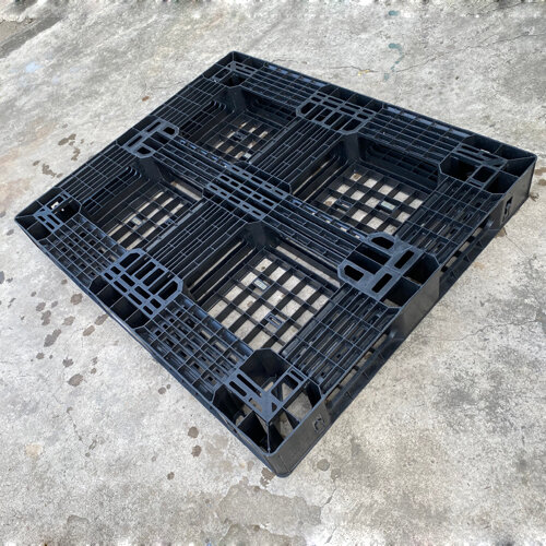 Pallet nhựa cũ 1300*1100*120mm giá rẻ tại Tp.HCM