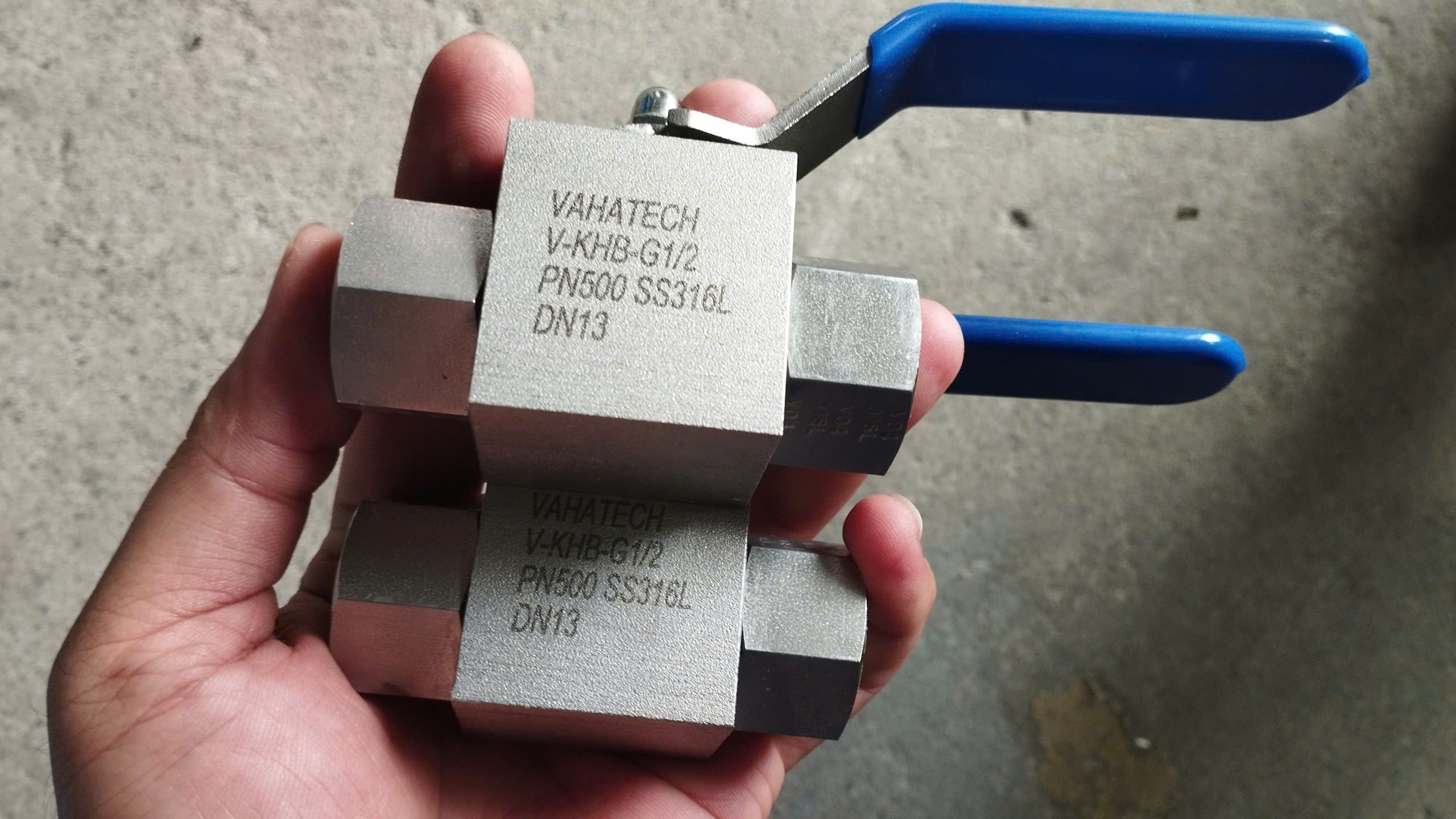 Van bi thủy lực inox 316 DN 13