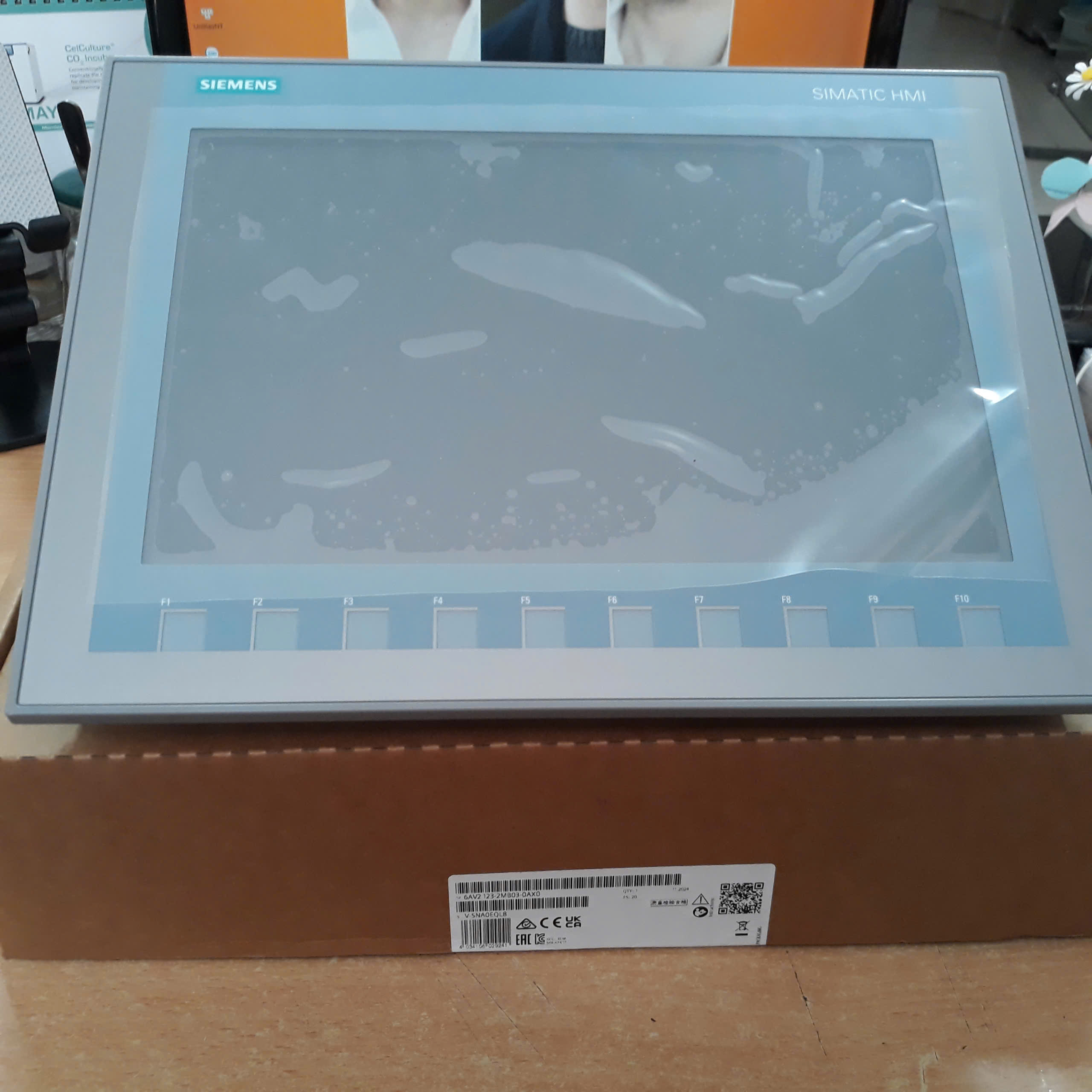 Bán màn hình KTP1200 Basic PROFINET Siemens