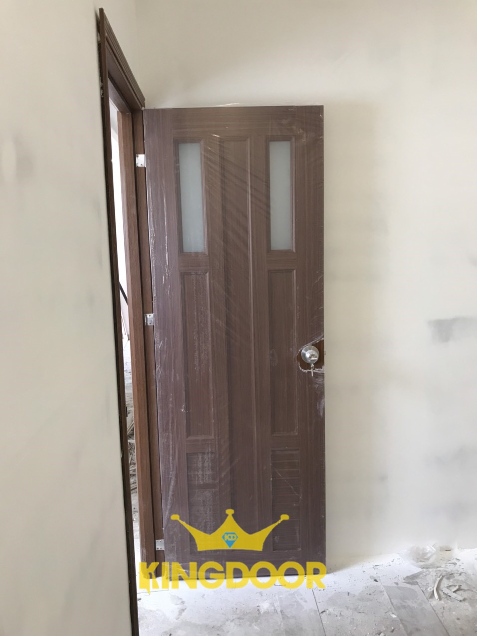 Lắp đặt cửa nhựa tại quận 9