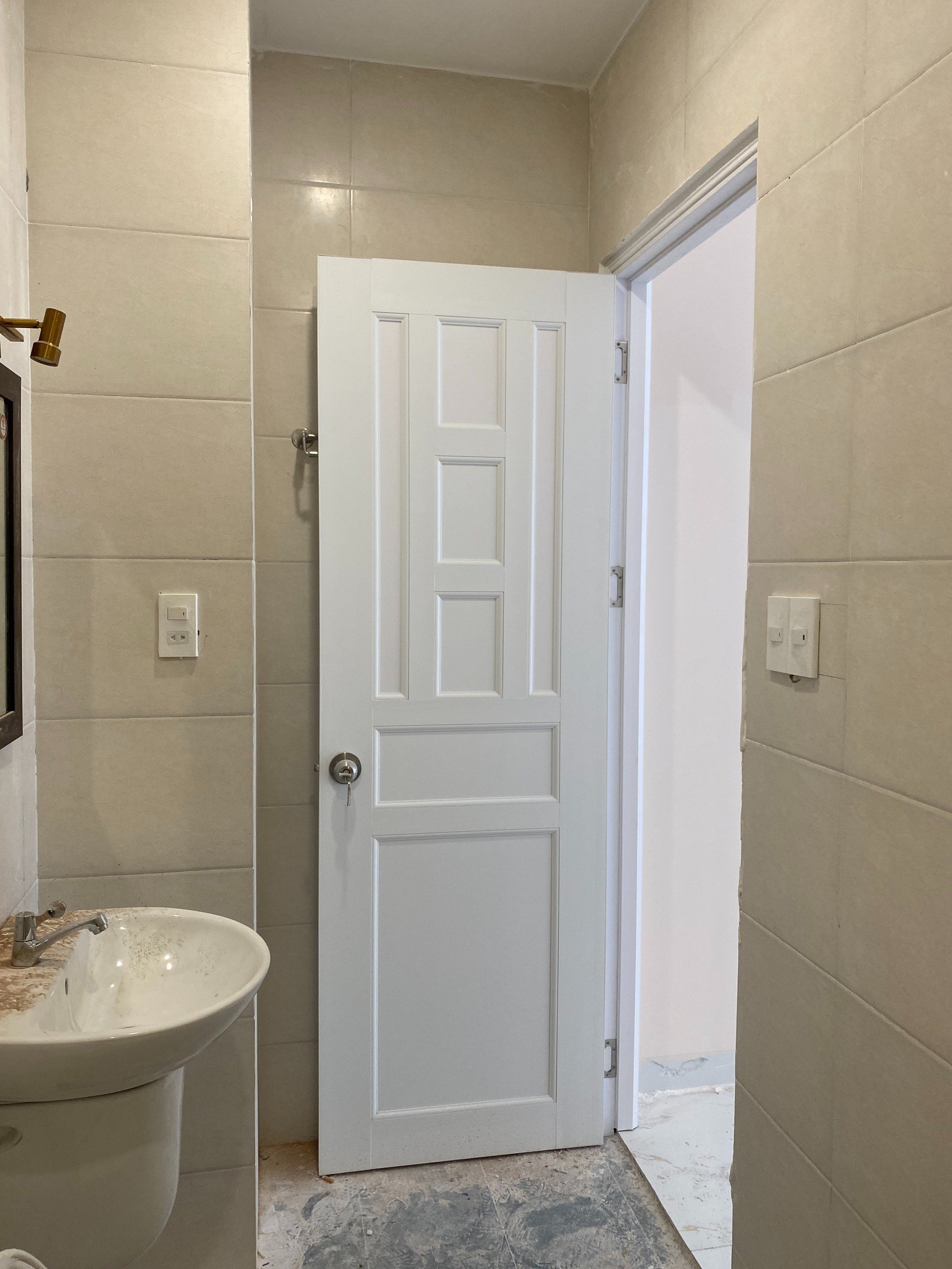 Giá cửa nhựa Đài Loan tại Đắk Lắk - cửa nhựa giã gỗ giá rẻ