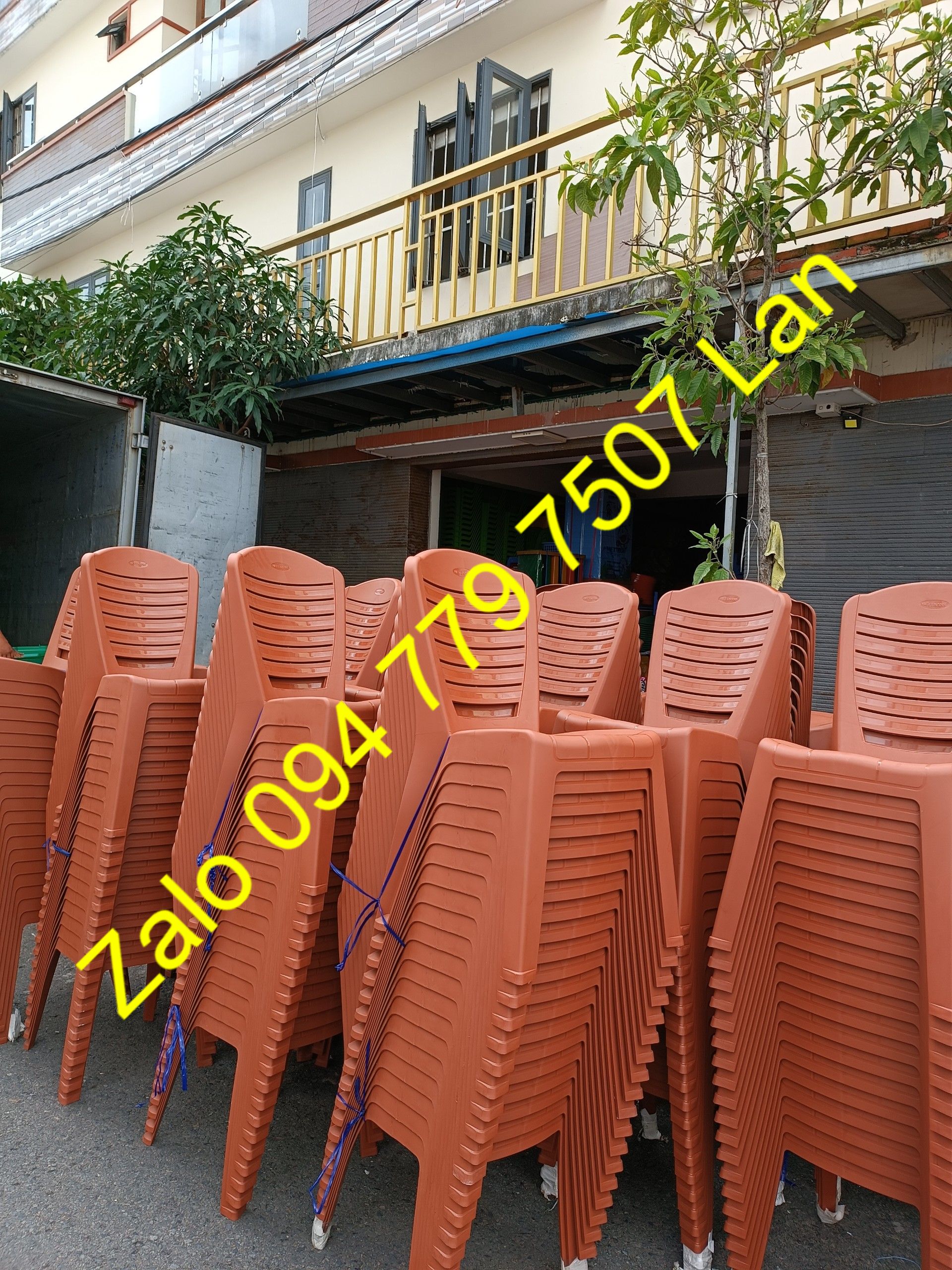 Bán sỉ lẻ bàn ghế quán ăn, bàn ghế giá rẻ tại Thủ Đức 094 779 7507 Lan