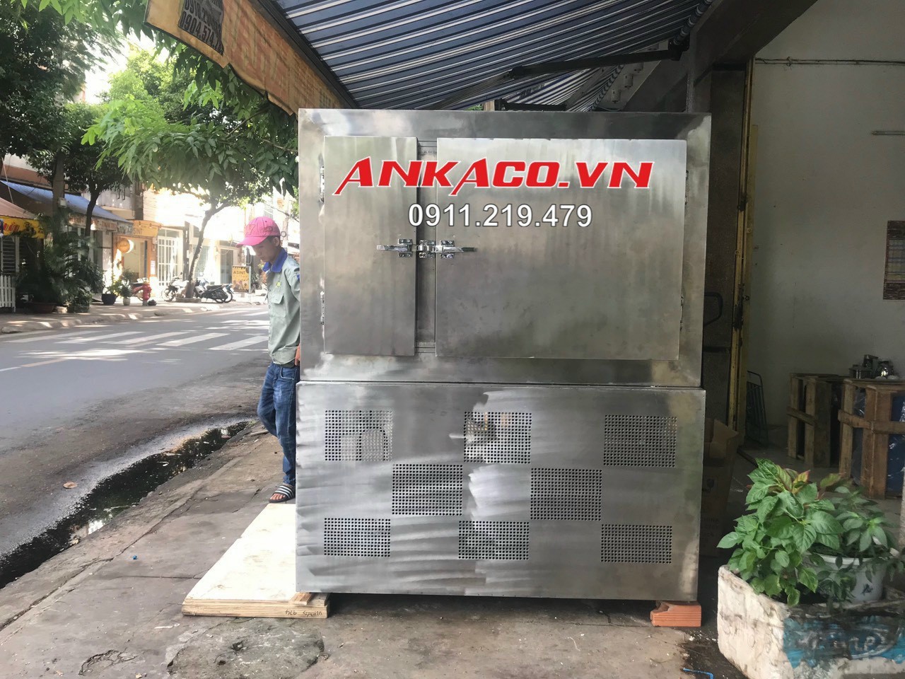 Ankaco cung cấp tủ bia sệt   4 cánh  tại quận 11