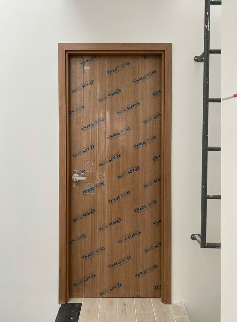 Cửa Nhựa ABS Hàn Quốc tại Phú Yên - Thi công hoàn thiện