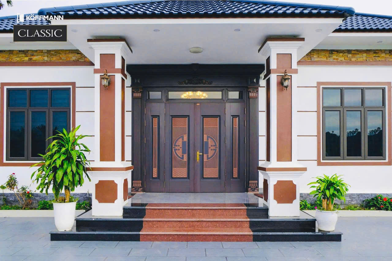 Cửa Thép Vân Gỗ Classic tại Phường Sài Gòn-Công Nghệ Sơn 5D