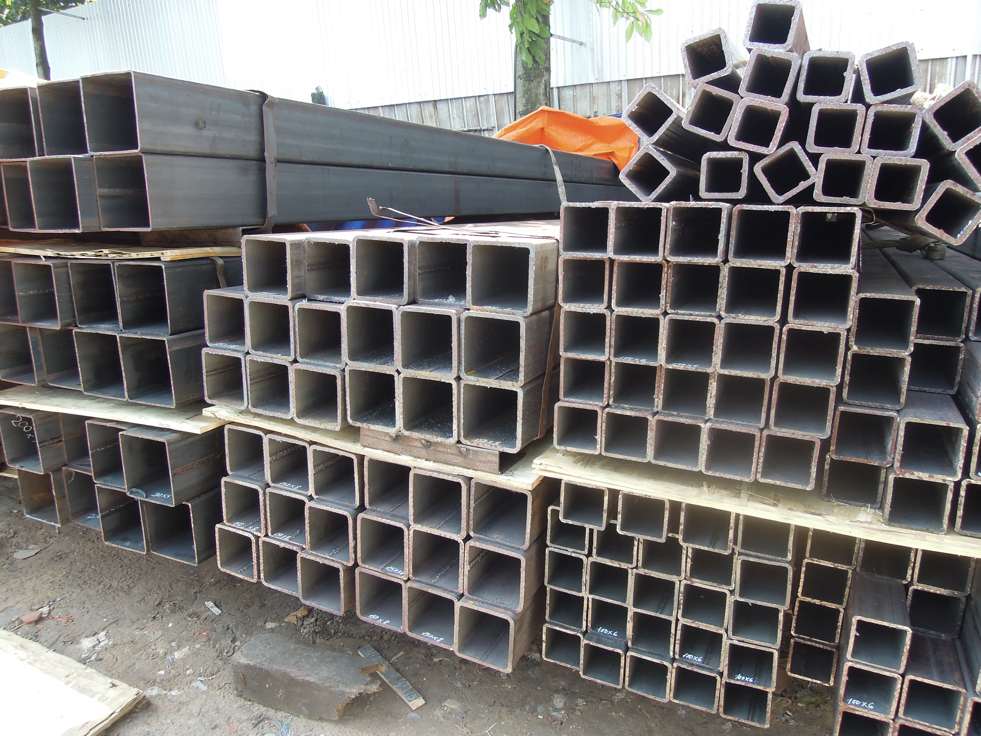 Thép hộp chữ nhật 250x150,sắt hộp đen 250x150,200x100,50x100