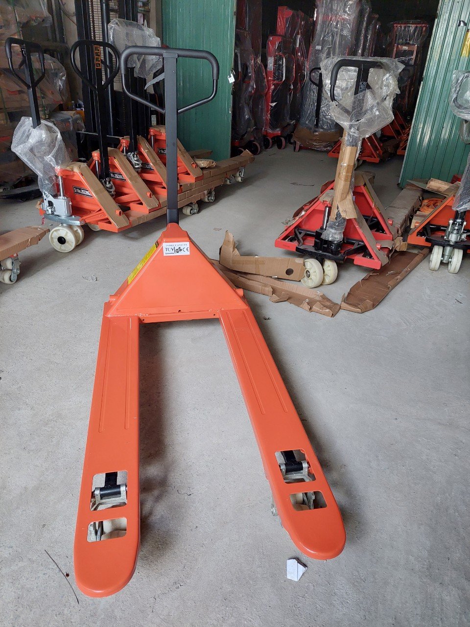 CÔNG TY TNHH CN QUỲNH VY