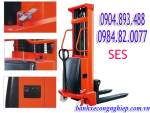 Xe nâng bán tự động. Model: SES10/30