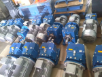 Motor giảm tốc cốt âm