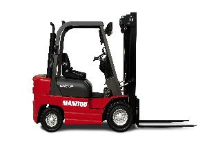 Xe nâng hàng Diesel  MANITOU CD 15P (1,5 tấn)